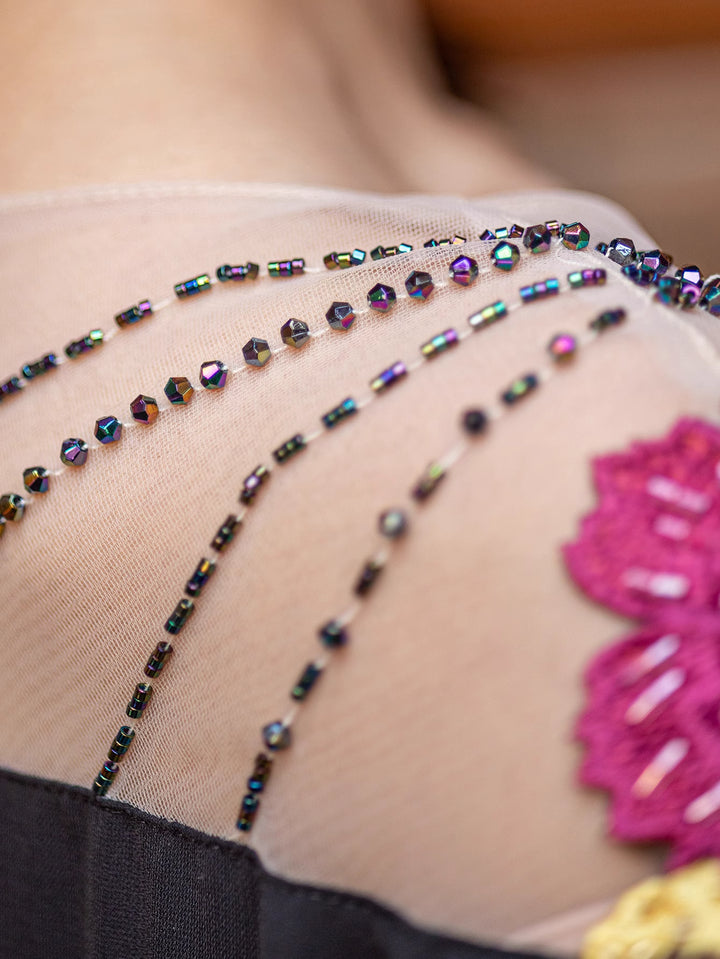 maßgeschneiderter Schlaganzug mit Satin-Puffärmeln – VALENCIA 