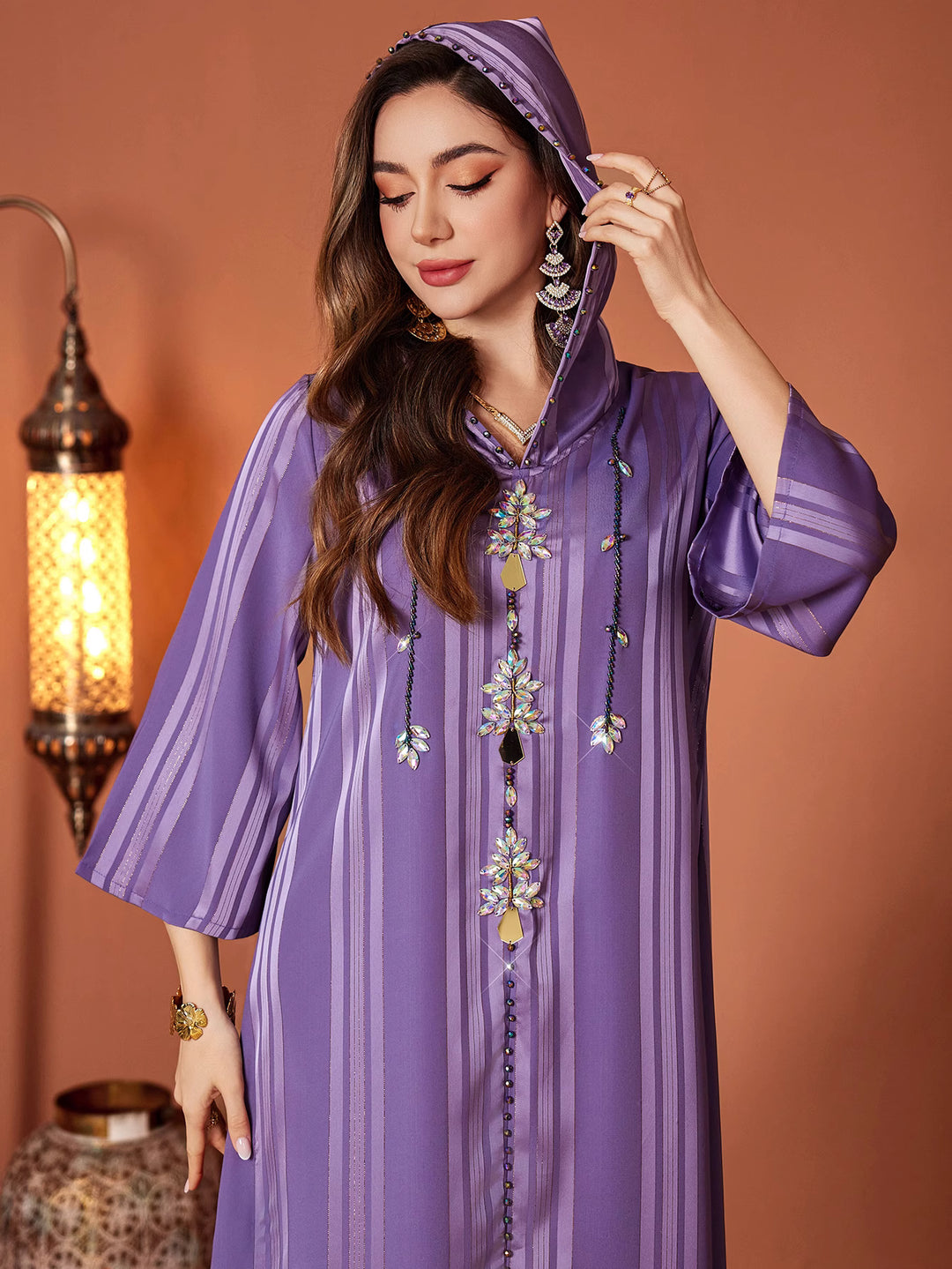 costume évasé sur mesure avec manches bouffantes en satin – VALENCIA 