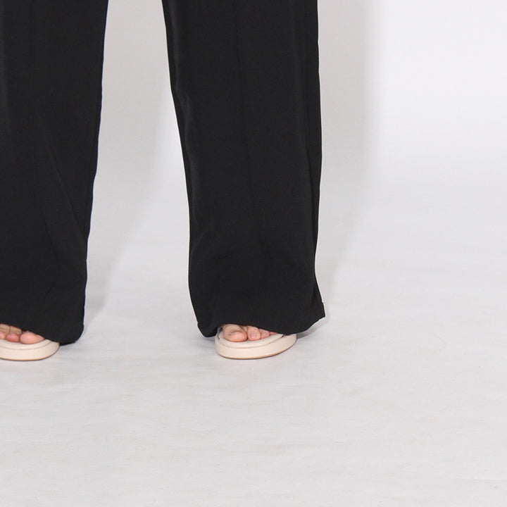 بنطال واسع الساقين بخصر عالٍ مع لوحة خصر متباينة – نوفا