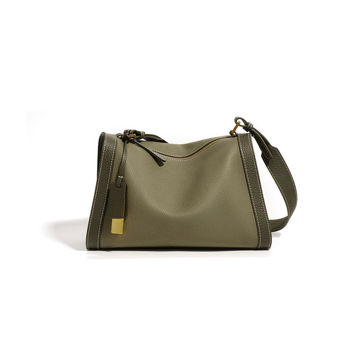 structured pebbled leather shoulder bag with gold accent – LYNRAK