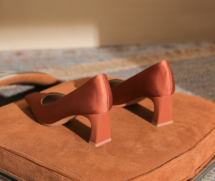 褶皱喇叭袖上衣和高腰裙套装，配腰带 – Rosiny 