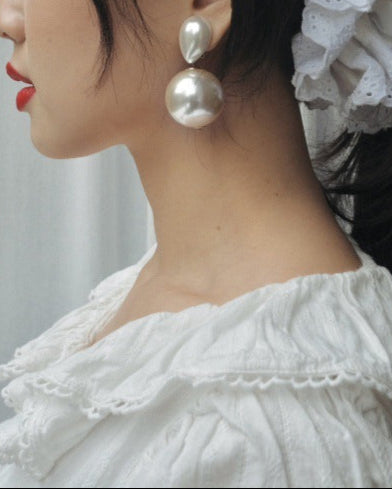 drop stud earrings with double pearls - CELINEWRA