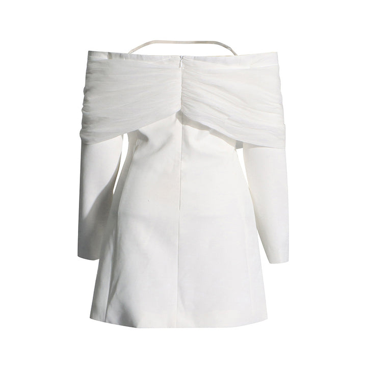 فستان بليزر قصير مكشوف الكتفين مع لفافة من التول – أورورا