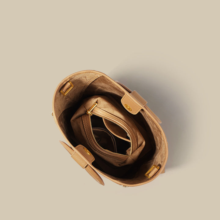 编织藤条手提包，配有双层皮革手柄 – LÉONIE 