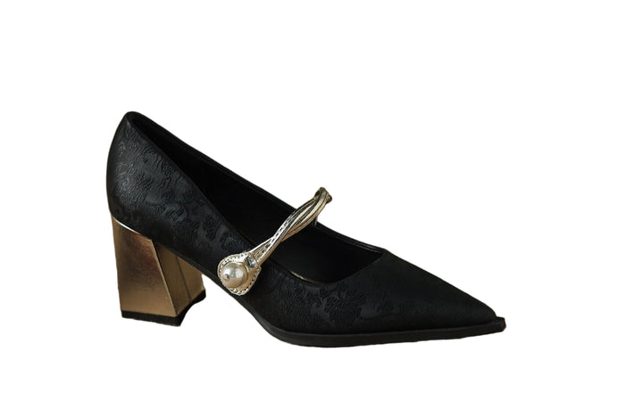 حذاء بكعب عريض برباط وتشطيب من جلد السويد - نويرفا