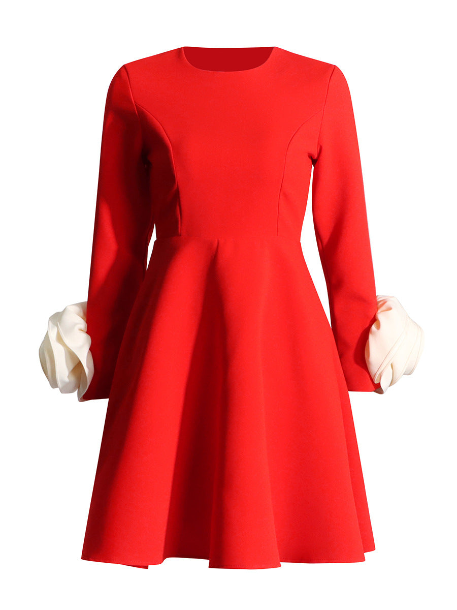 بدلة مصممة خصيصًا بأزرار ذهبية – مارون