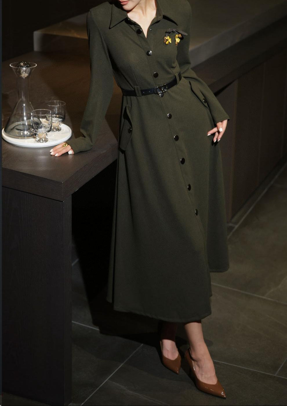 military-style midi dress with belted waist – ASTRID