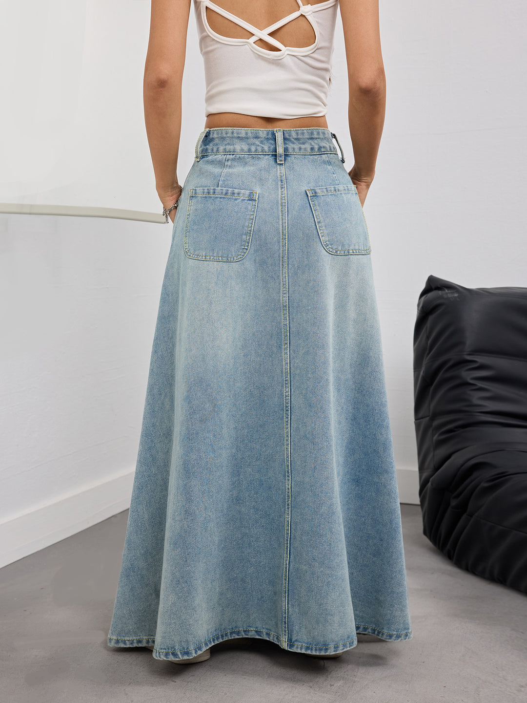 denim maxi skirt with front flap pockets – SIENNA