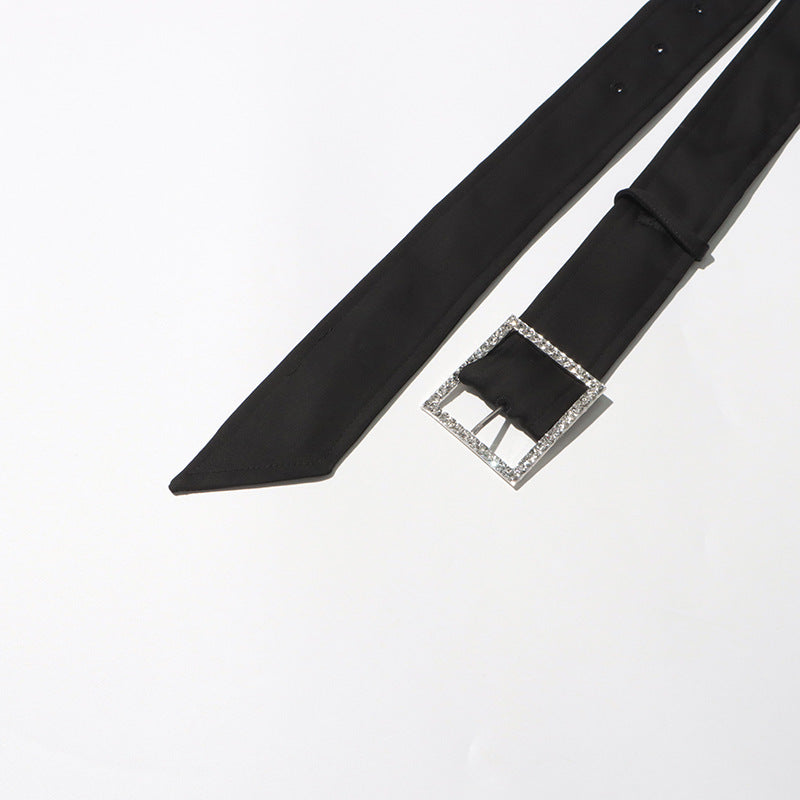 Haut à manches évasées plissées et ensemble jupe longue avec ceinture à la taille – Rosiny 