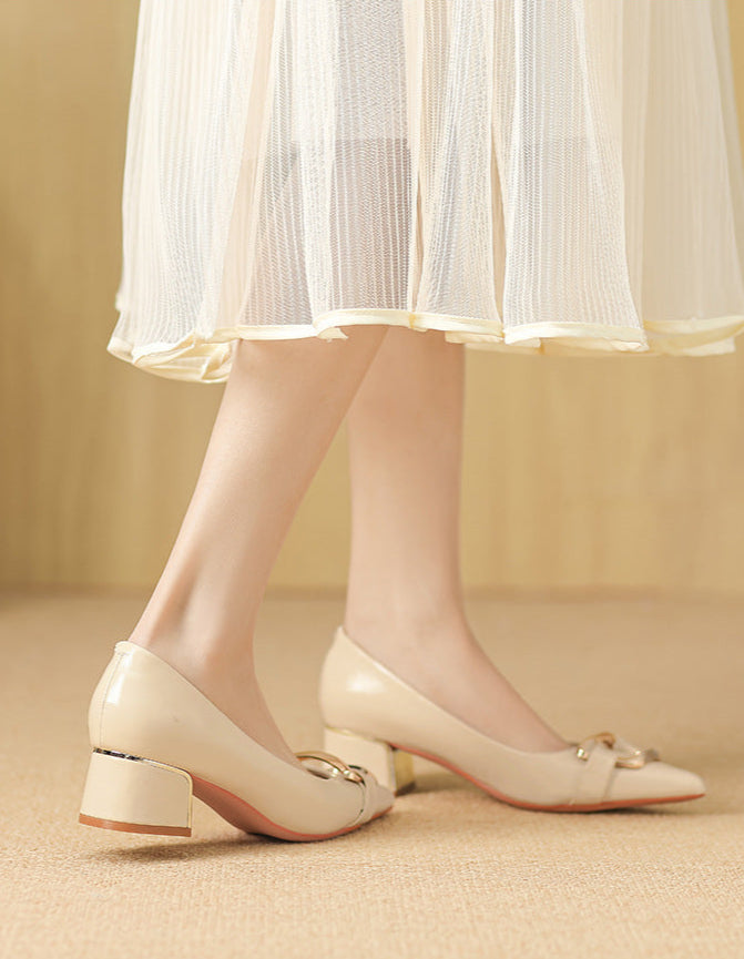 حذاء بكعب سميك بمقدمة مدببة وإبزيم ذهبي - أريالوا