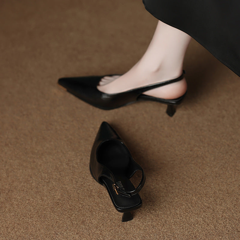 حذاء بكعب مفتوح من الخلف بطرف معدني – سيريناتلو