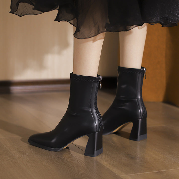 pointed-toe ankle boots with block heel – AURACIV
