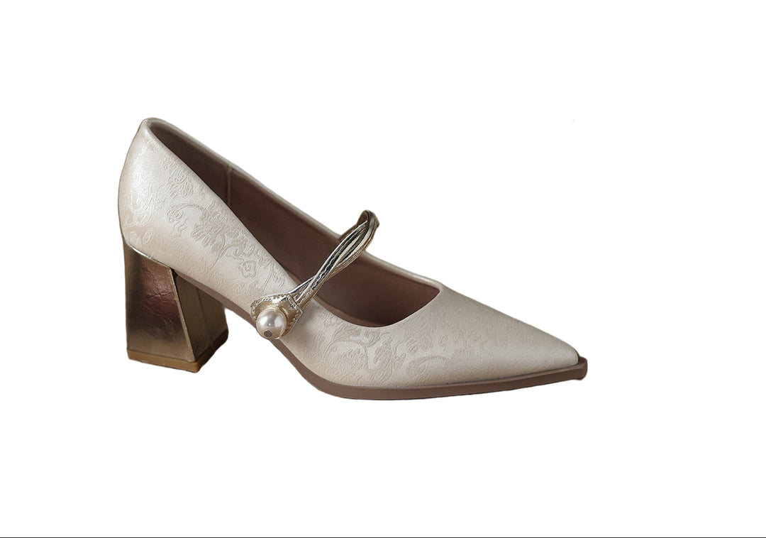 حذاء بكعب عريض برباط وتشطيب من جلد السويد - نويرفا