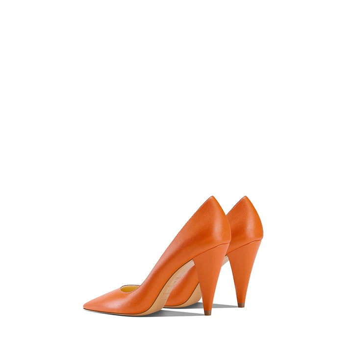 Black Pointed Toe Classic Pumps – VELMORA