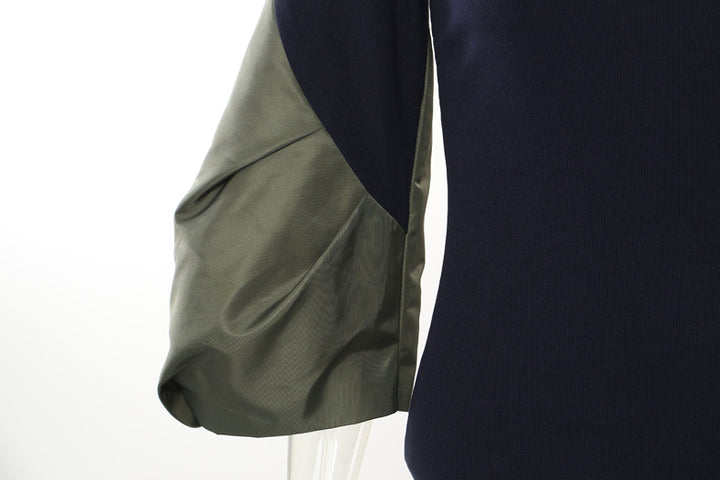 بدلة مصممة خصيصًا بأزرار ذهبية – مارون