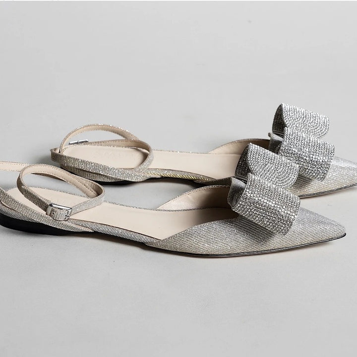 حذاء مسطح بكعب خلفي مدبب من الأمام ومزين بفيونكة كريستالية - جاسيللا