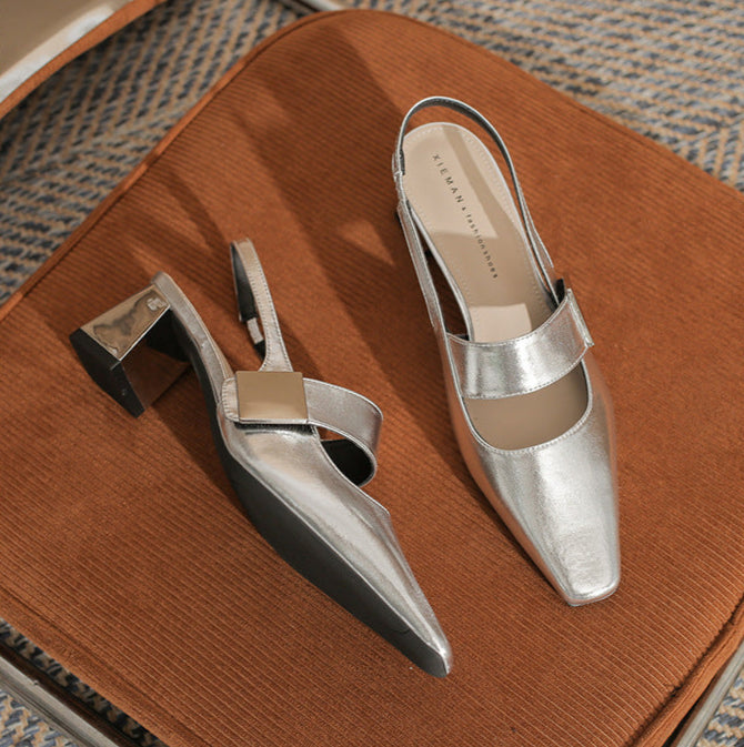 حذاء بكعب سميك مفتوح من الخلف مع لمسة معدنية – دارياكتي