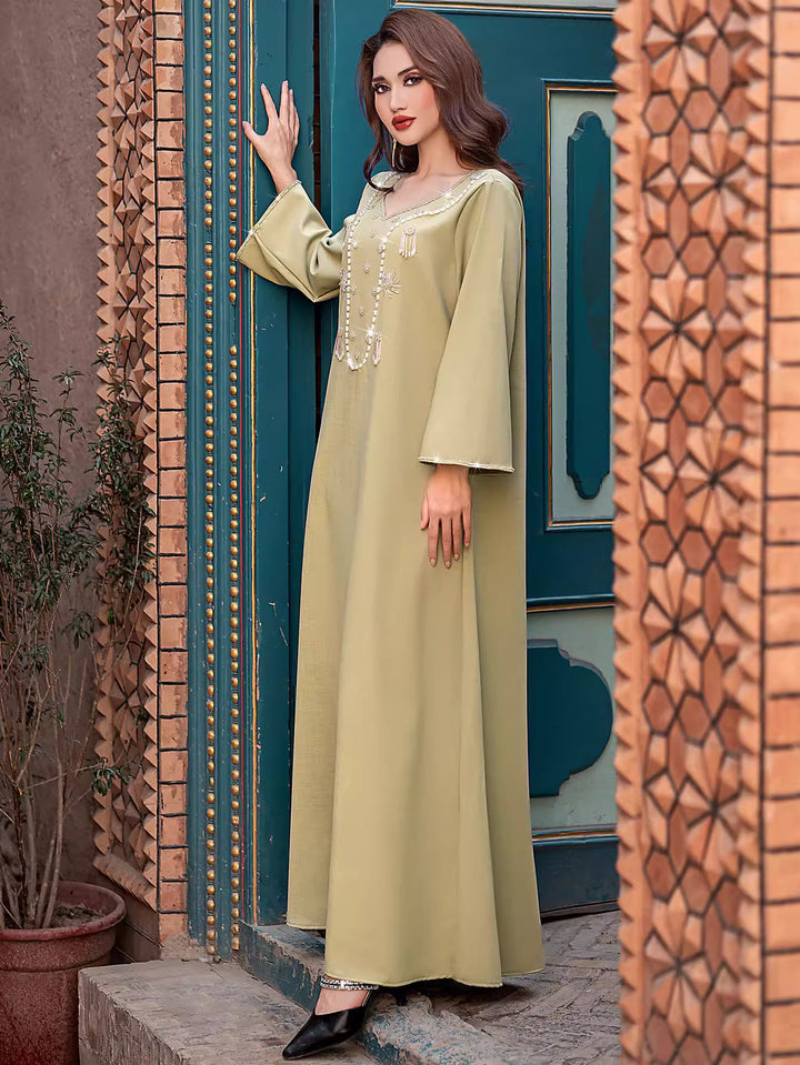 op maat gemaakte flare-pak met satijnen pofmouwen – VALENCIA 