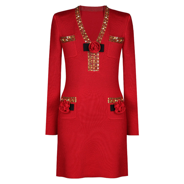 فستان قصير بأكمام طويلة مع حواف من الترتر وزخارف نباتية – كوليتيج