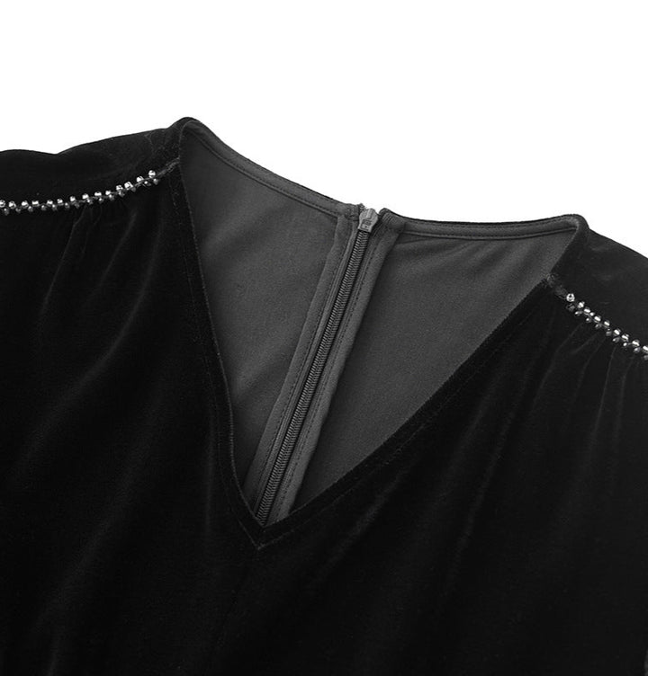 Kurzärmeliges Midikleid mit 3D-Blumenapplikationen - BLOOMIQ 