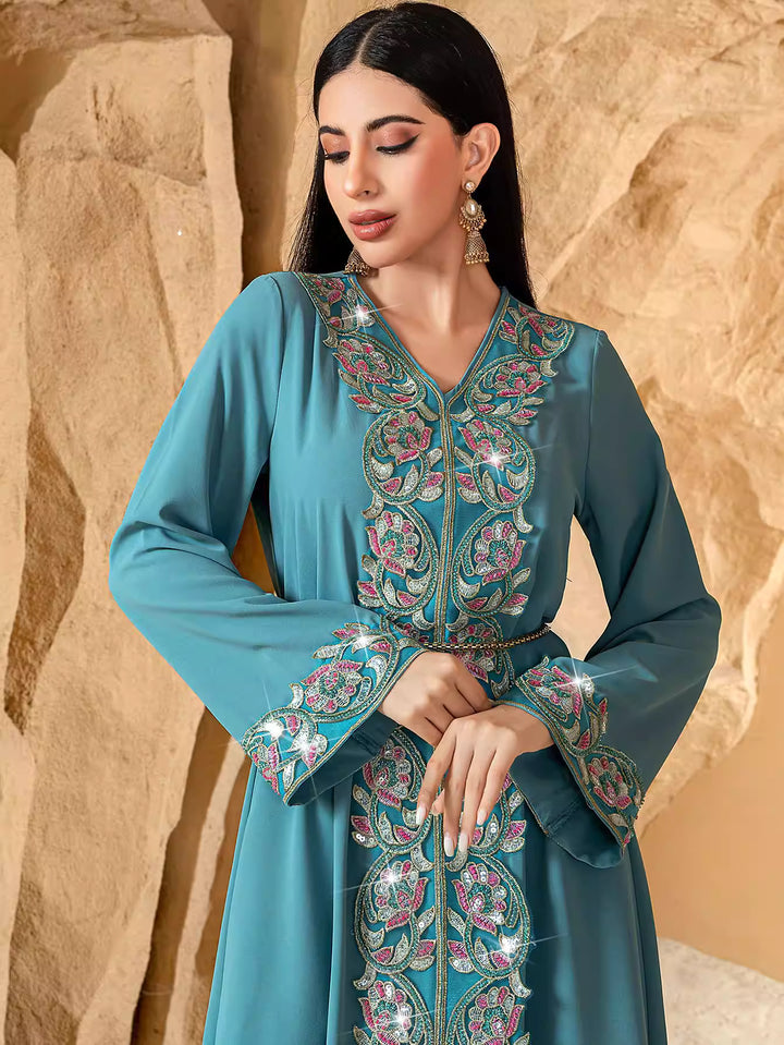 فستان ميدي غير متماثل بأكمام طويلة وياقة عالية - لون الزمرد