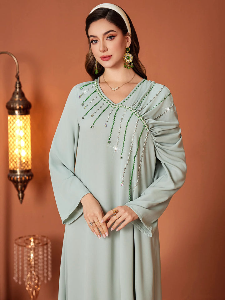 costume évasé sur mesure avec manches bouffantes en satin – VALENCIA 