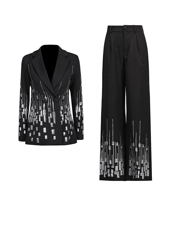 طقم بليزر مصمم خصيصًا ومزين بالترتر - ستيلار