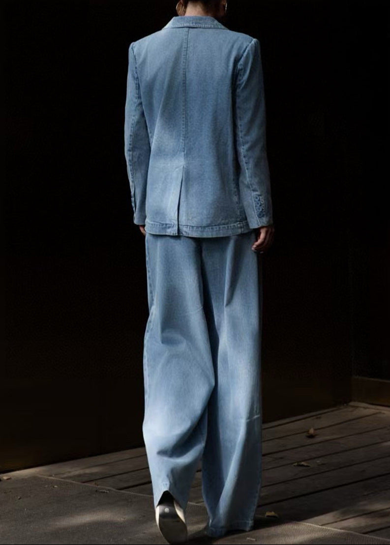 سترة جينز عتيقة مع بنطلون واسع الساق – ليكسا