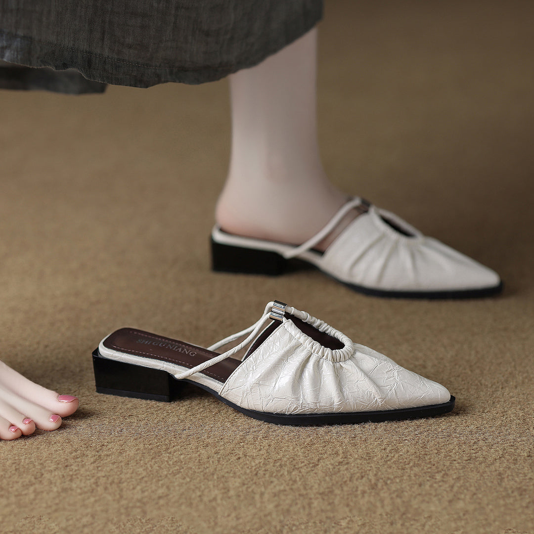 حذاء ميول مدبب بتفاصيل مجعدة وأشرطة مزدوجة – أوروراندا