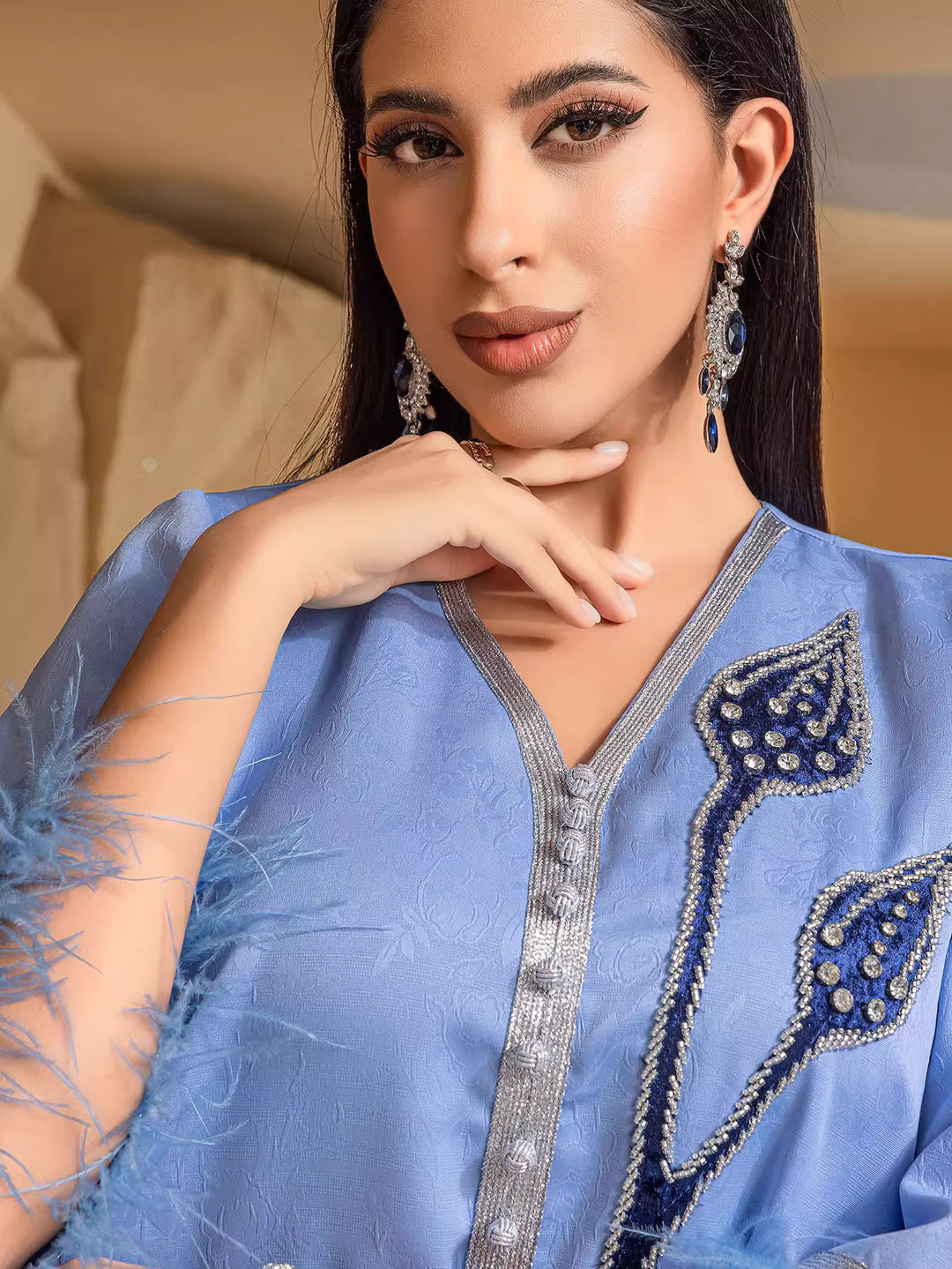 maßgeschneiderter Schlaganzug mit Satin-Puffärmeln – VALENCIA 