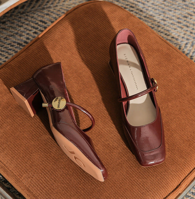 حذاء بكعب مربع مع حزام رفيع - أريانري