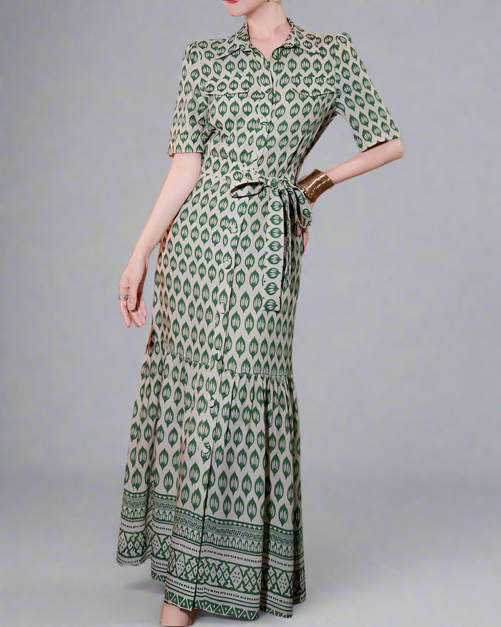 korte mouw midi jurk met 3D bloemenapplicaties - BLOOMIQ 