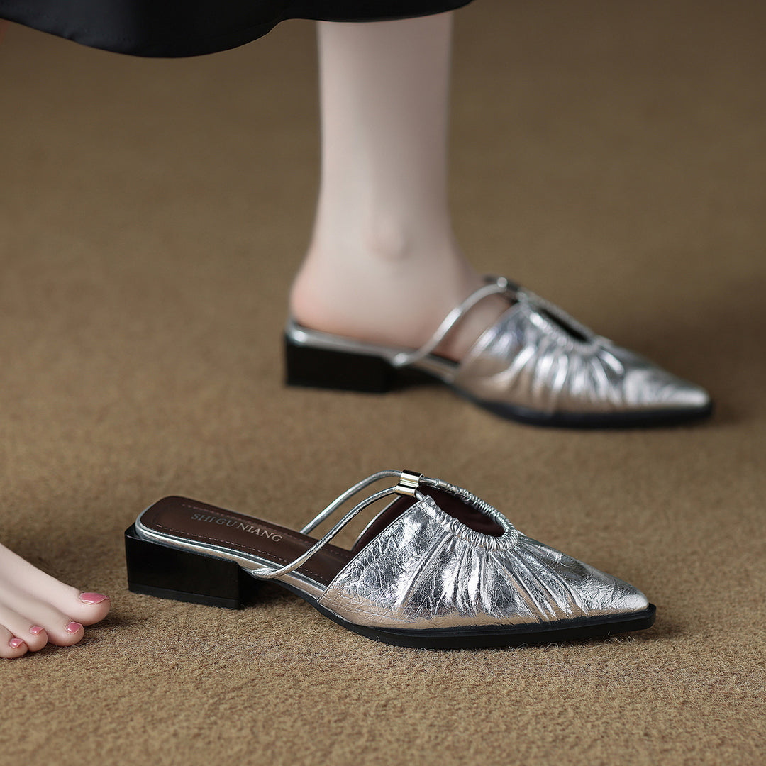 حذاء ميول مدبب بتفاصيل مجعدة وأشرطة مزدوجة – أوروراندا