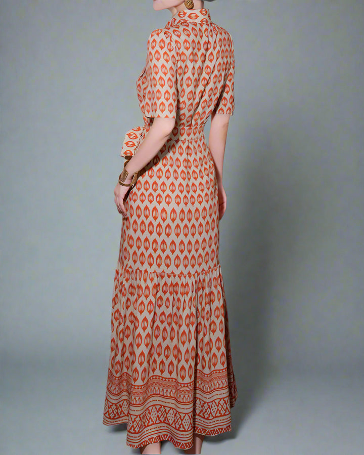 korte mouw midi jurk met 3D bloemenapplicaties - BLOOMIQ 