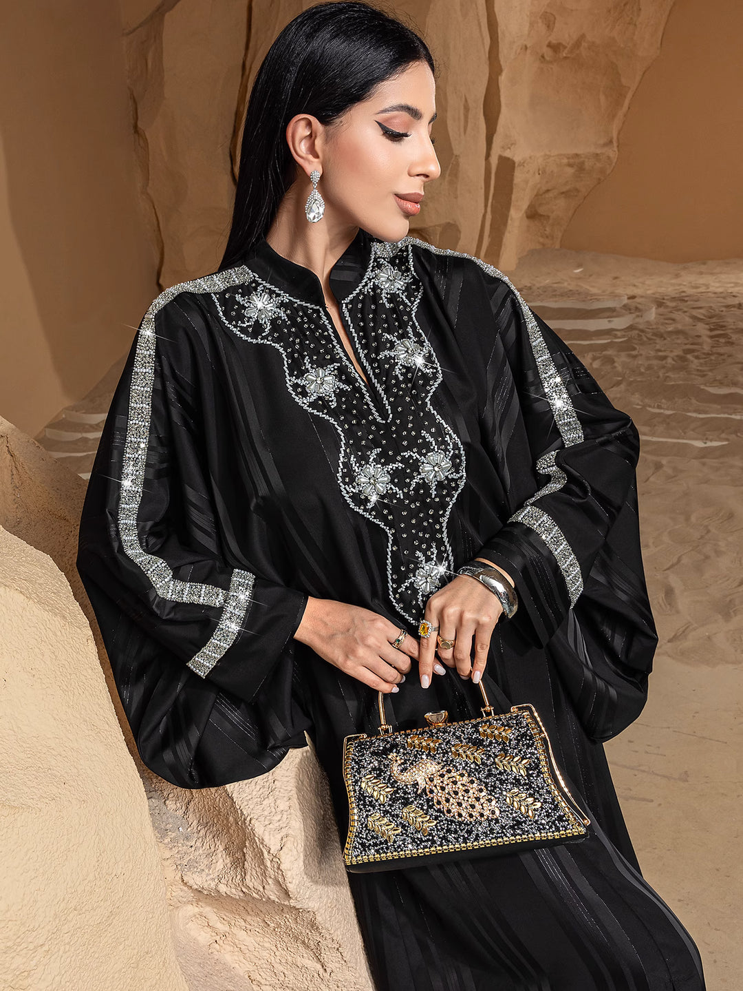 embroidered dress with flared sleeves - ZAHRALU
