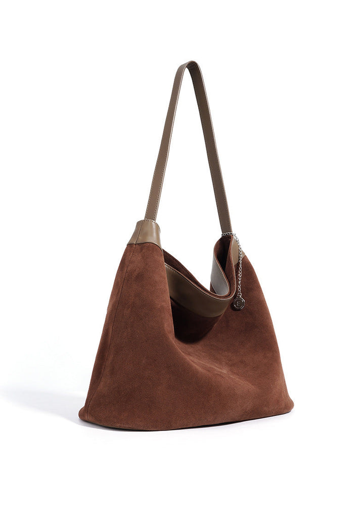 حقيبة هوبو ناعمة بحواف جلدية – أريازلو