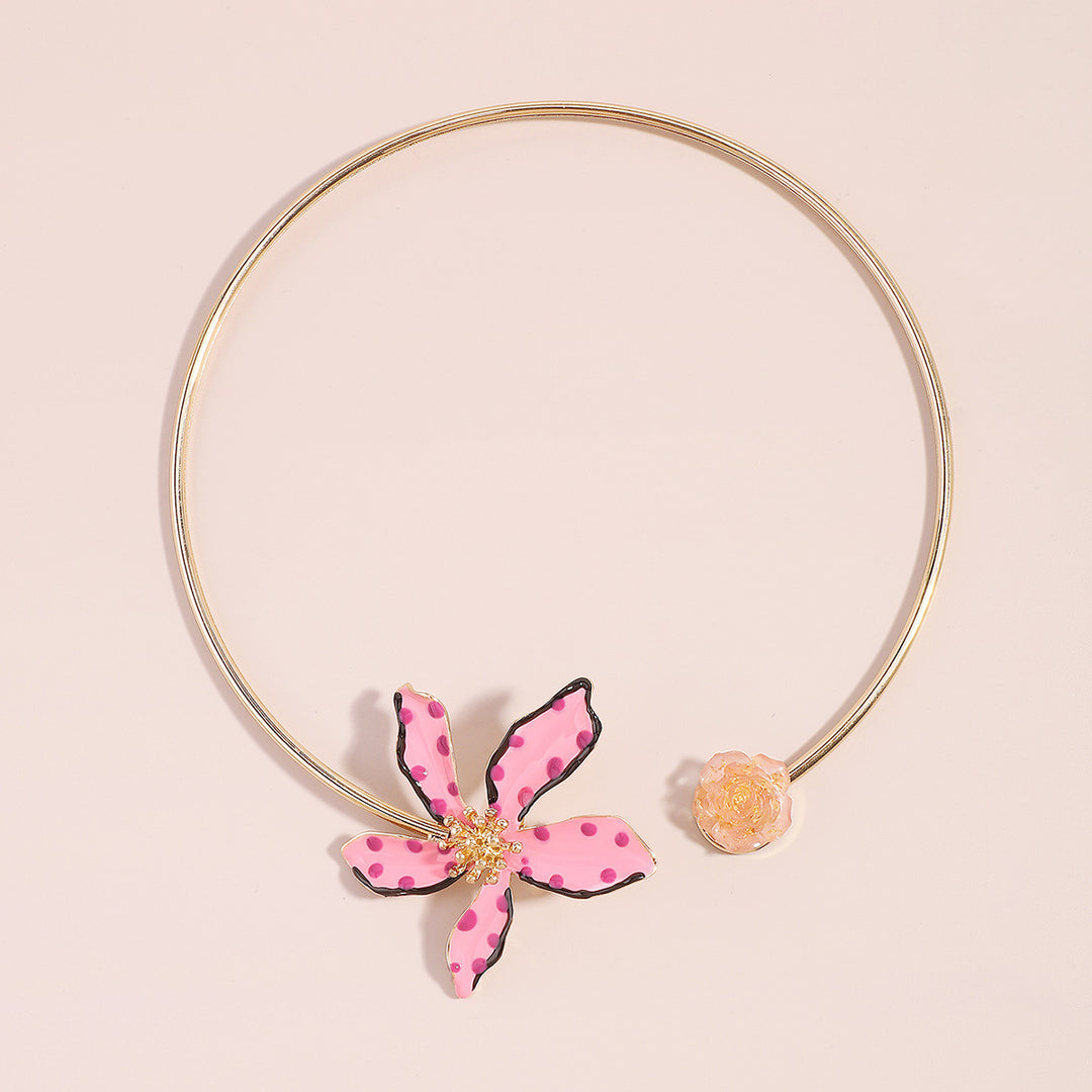 mehrfarbige Kettenhalskette mit Emaille-Seeanhängern - CORALIA 