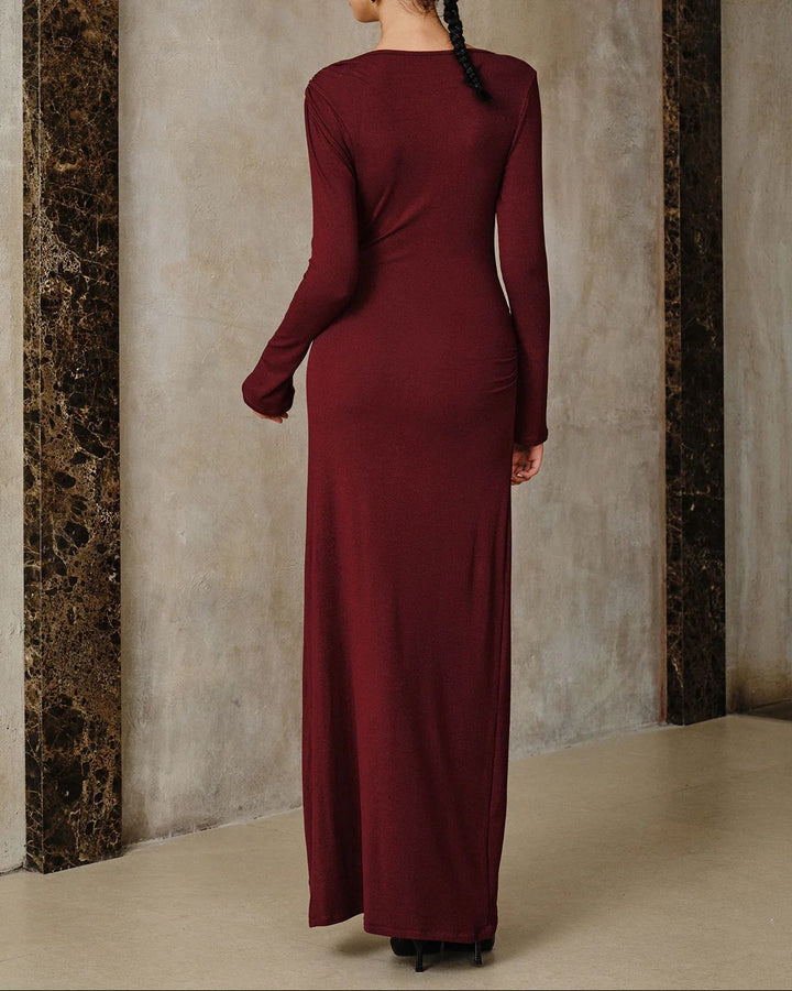 فستان طويل الأكمام منسدل مع لمسات ذهبية - مارا