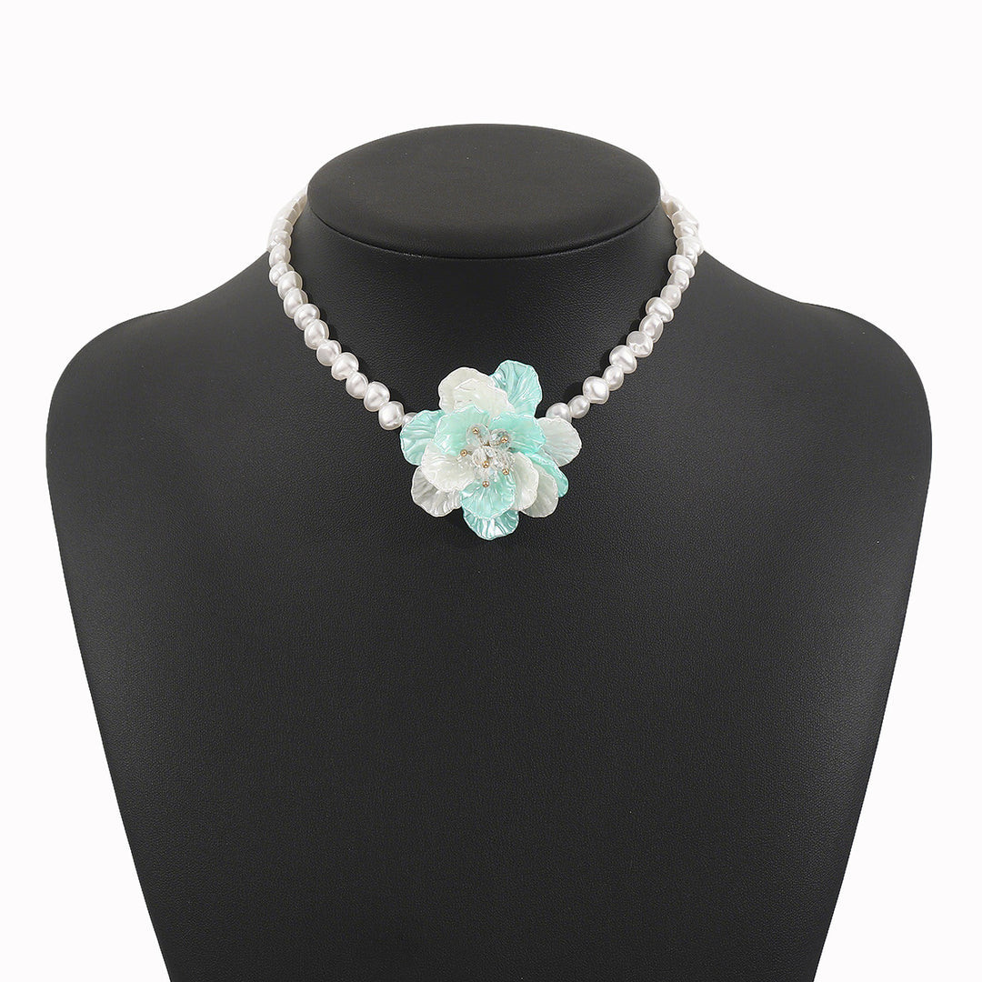 collier chaîne multicolore avec breloques de mer en émail - CORALIA 