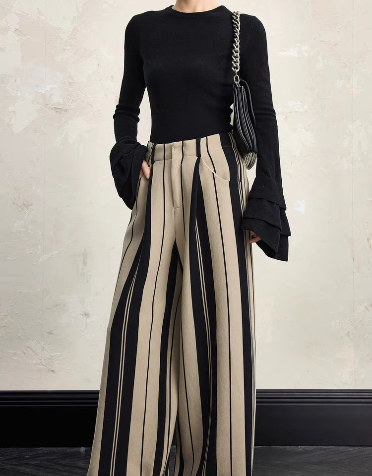 بنطلون واسع مخطط بخصر عالٍ – نوير