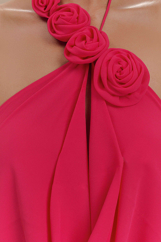 فستان منفوش بفتحة رقبة على شكل هالتر وتفاصيل زهور – أماراواتي