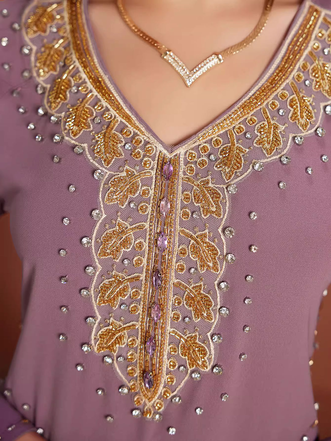 costume évasé sur mesure avec manches bouffantes en satin – VALENCIA 