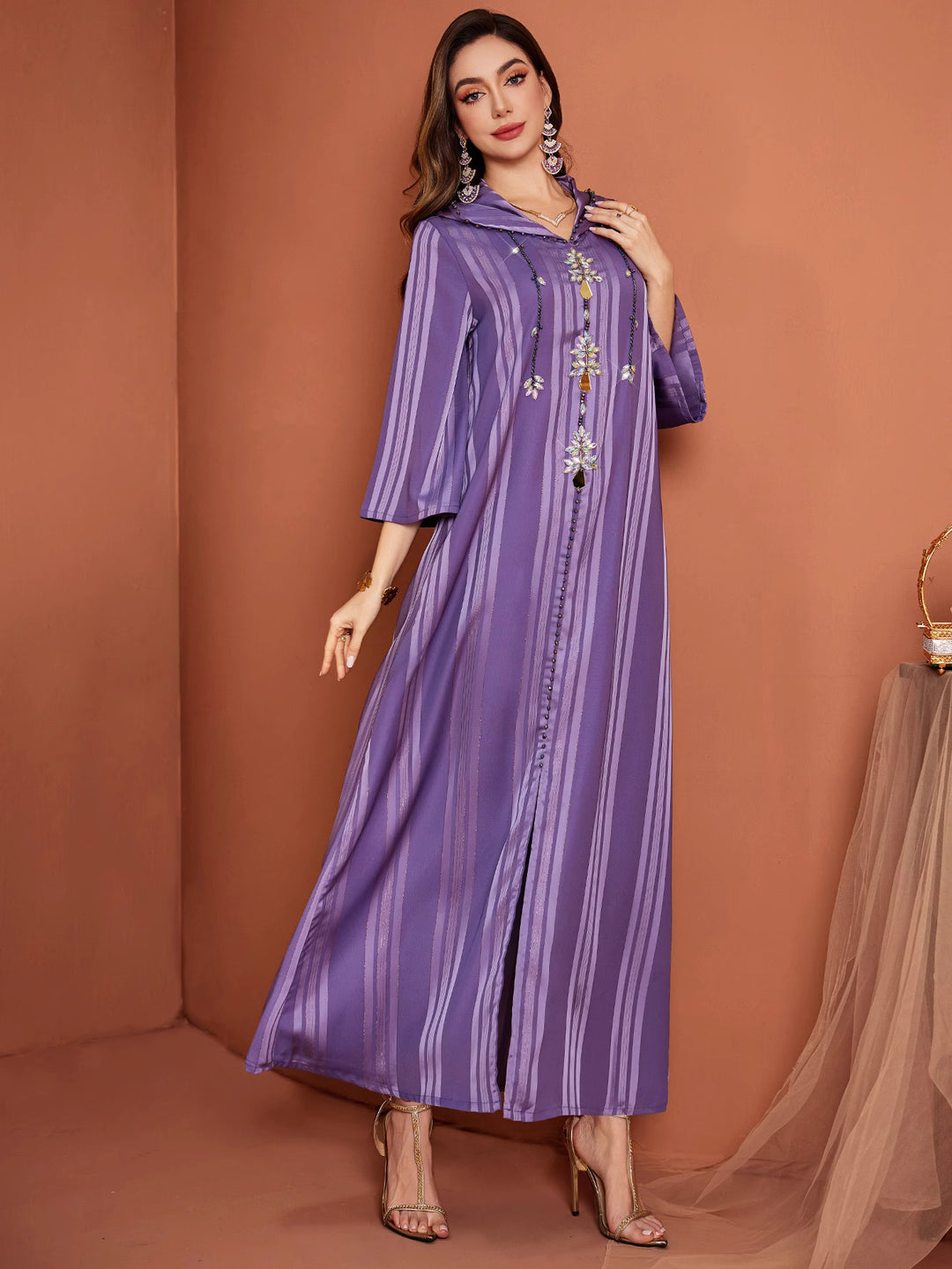 costume évasé sur mesure avec manches bouffantes en satin – VALENCIA 