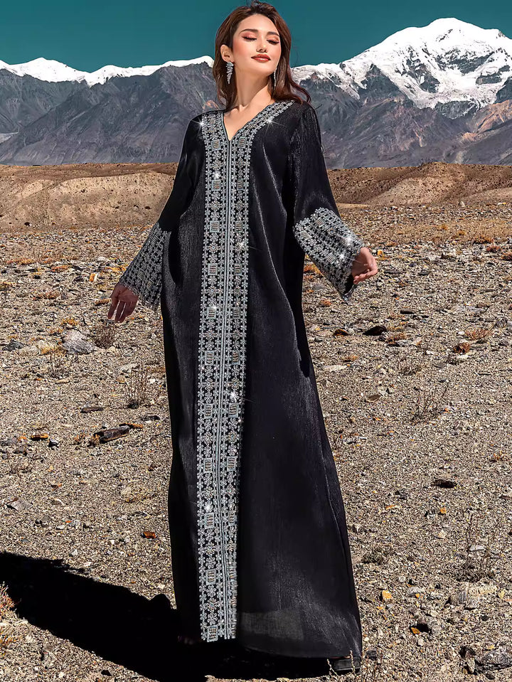 Embroidered Black Open Abaya with V-Neck Detail – SAFIYA