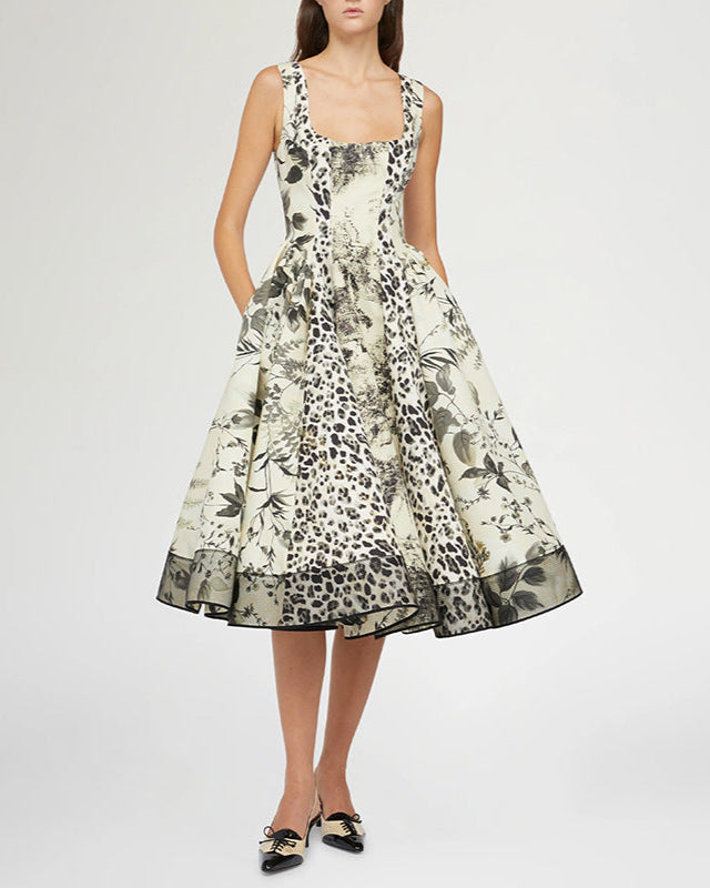 Plissiertes Oberteil mit ausgestellten Ärmeln und Maxirock-Set mit Taillengürtel – Rosiny 