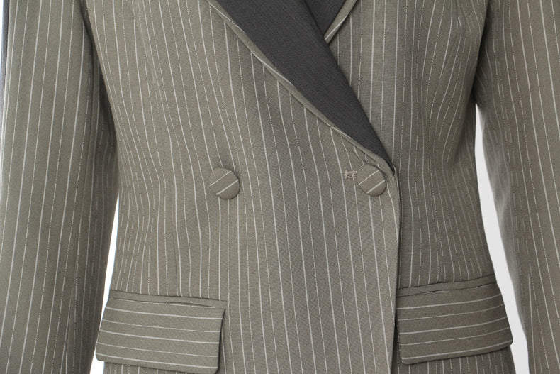 فستان بليزر مخطط بخطوط رفيعة مع ياقة بلون مغاير – أسترا