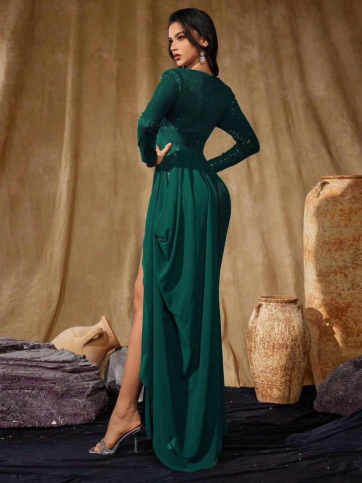 فستان مطرز بالترتر وفتحة حتى الفخذ – إيميرالدا