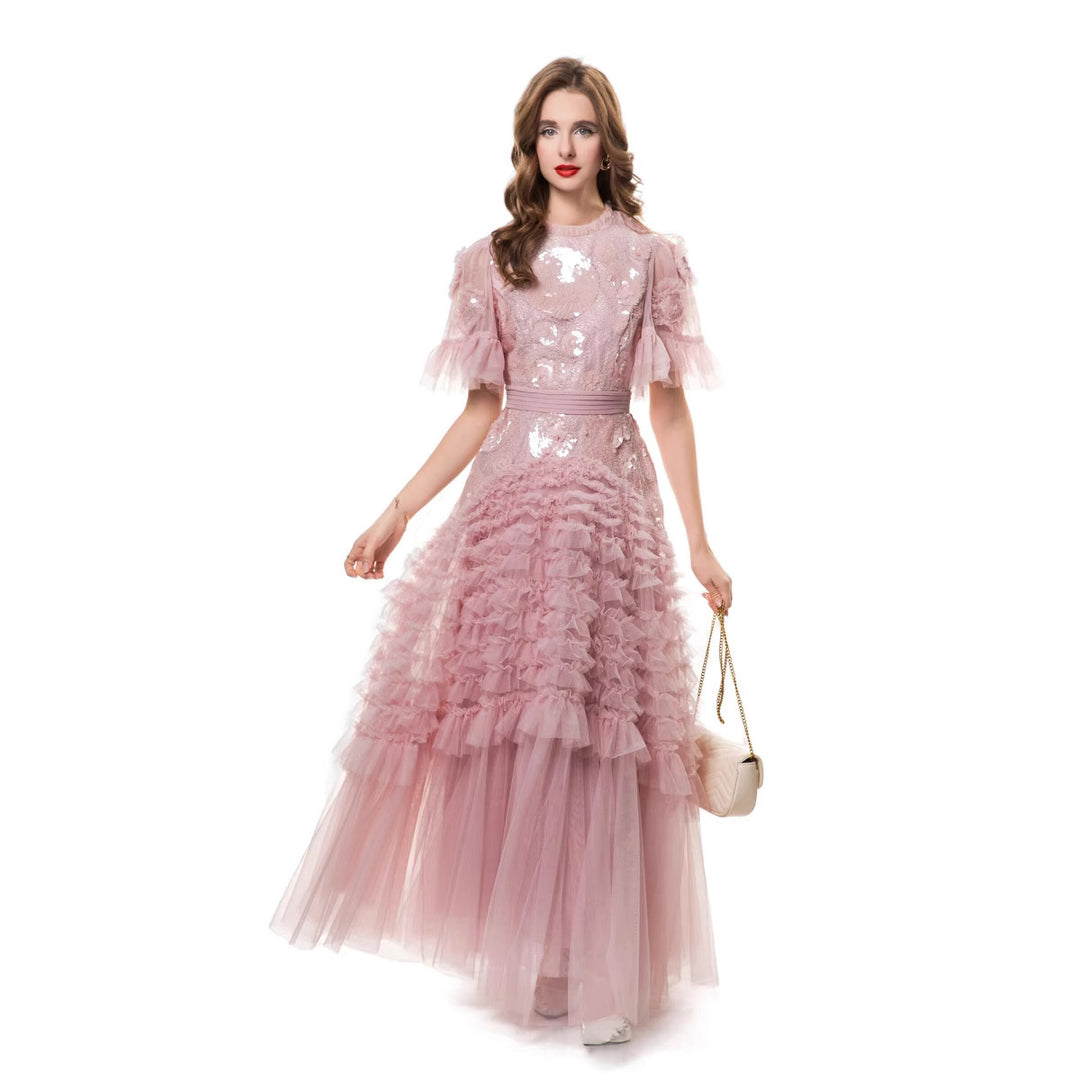 فستان من التول مطرز بالترتر مع تنورة بكشكشة متعددة الطبقات – سيليست