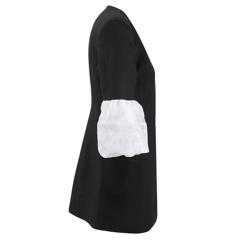 فستان بليزر قصير بأكمام منفوخة متباينة اللون – نوفاكر