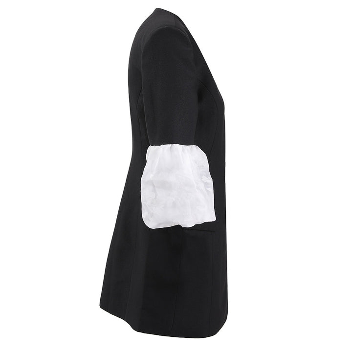 فستان بليزر قصير بأكمام منفوخة متباينة اللون – نوفاكر